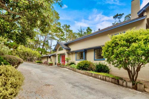 Del Monte Forest House | LX55: Golfer's Delight Pebble Beach