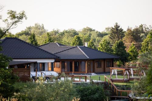 Gyomaendrod Villa | Mítosz Apartman