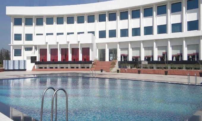 Ambala Hotel | M M Continental