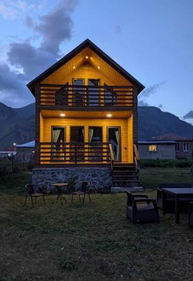 Ach'khoti House | M&M House Kazbegi
