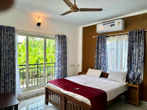 Kaloor Hotel | M M Residency
