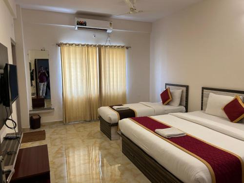 Yeshwanthpur Hotel | M S Comforts