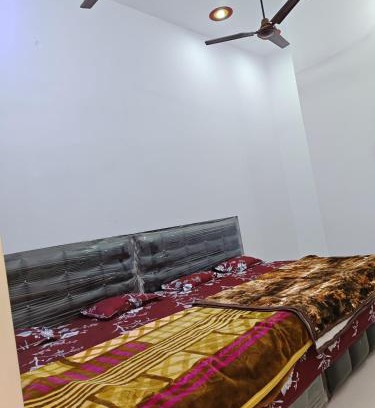 Misrikh House | Ma vindhyavasini Atithi Bhavan