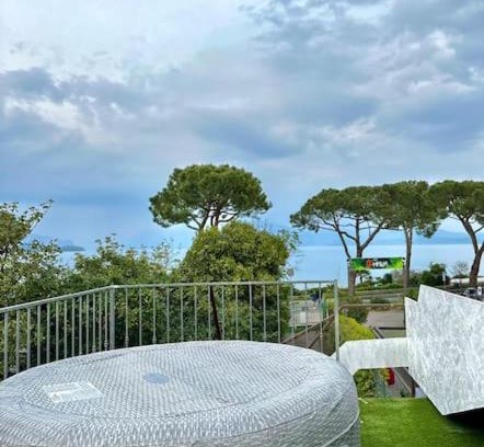Lonato del Garda Apartment | Madai Maua appartament