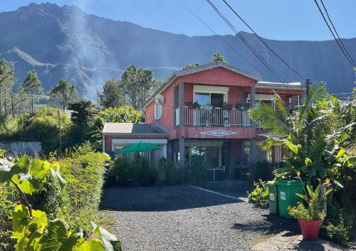 Cilaos House | Madeleine Rose