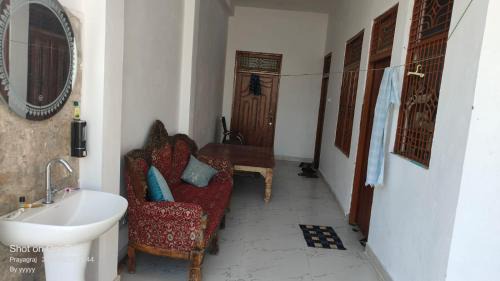 Naini House | Madha homestay