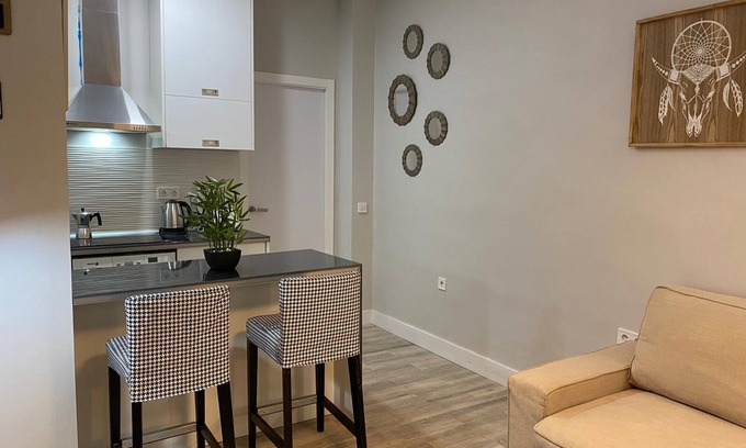 Vista Alegre Apartment | Madrid Binefar Aparment