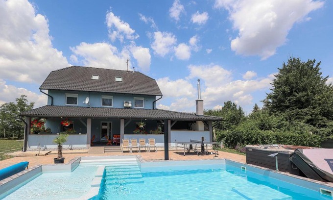 Nagylapos Villa | Magnólia Vendégház Mezőtúr