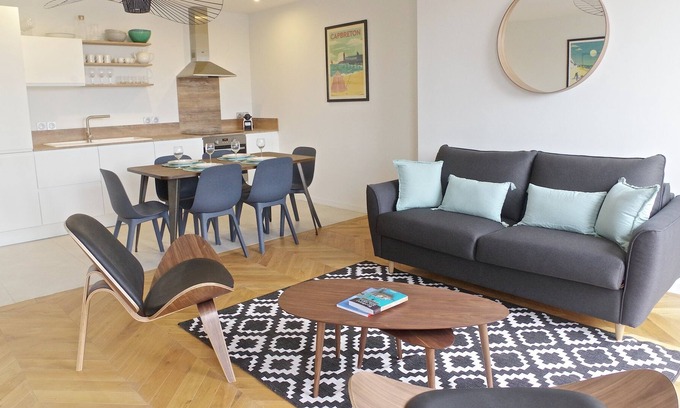 Grand Parc-Paul Doumer Apartment | Magnificent 2-bedroom apartment with parking and stunning view