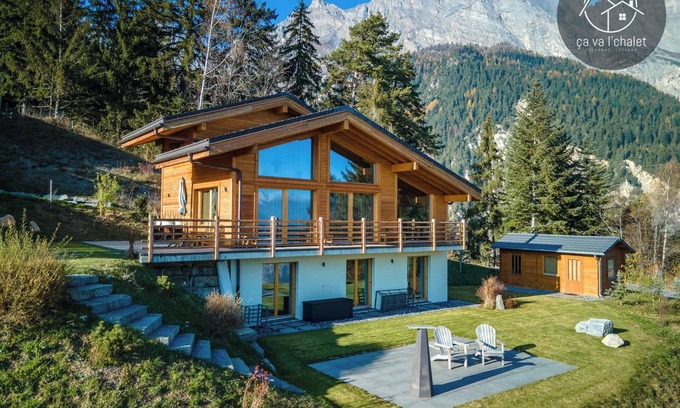 Chamoson Ski Chalet | Magnificent chalet in a quiet area with stunning views