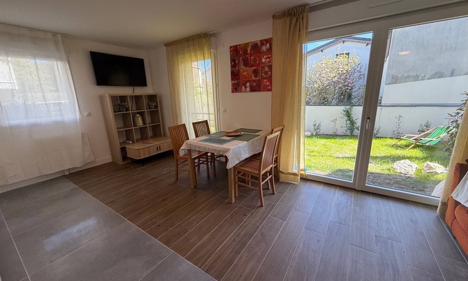 Malakoff Apartment | Magnificent three-room apartment with large garden in Paris Malakoff