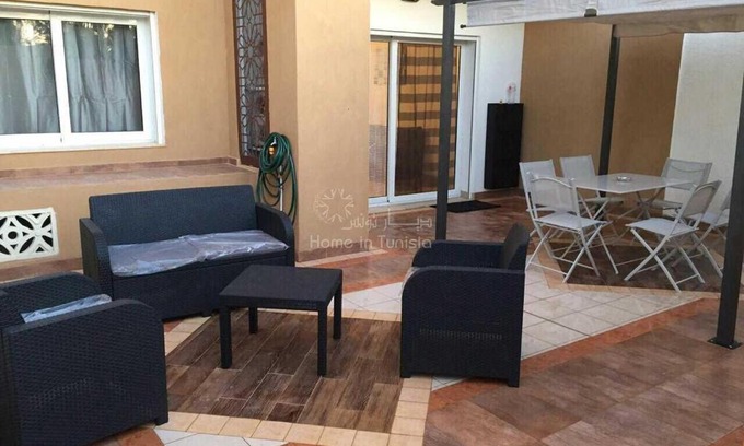 Chott Mariem Apartment | Magnifique Apt dans une résidence avec piscine