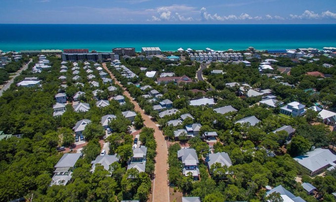 Seacrest House | Magnolia Cottages by the Sea by Panhandle Getaways