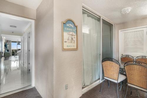 Holiday Isle Apartment | Magnolia House 107 At Destin Pointe Resort