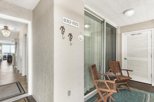 Holiday Isle Apartment | Magnolia House 409 At Destin Pointe Resort