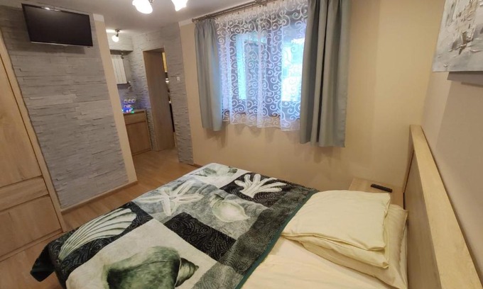 Czernichow Apartment | "MAGNOLIA" - Noclegi Pod Górą Żar