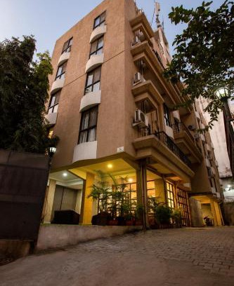 Viman Nagar Bed & Breakfast | Magnus Calypso Suites Viman Nagar