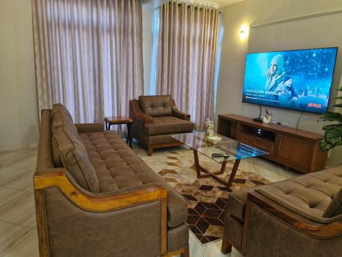 Dar es Salaam Apartment | Mahogany Mine Apartments -2