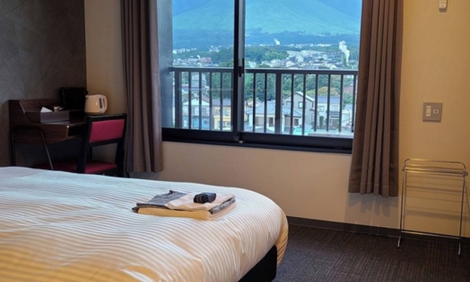 Kannawa Onsen Hotel | Main guest room Mountain side Tsurumidake sid/Beppu Ōita