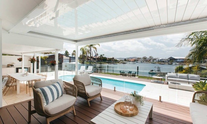St Huberts Island House | MainSail by Coast Hosting