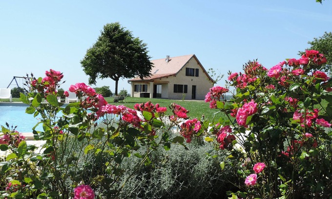 Rueyres House | Maison avec jardin à la campagne