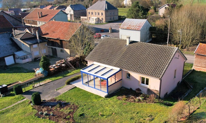 Rethel House | Maison Avec Véranda - Gîte de L'arbrisseau