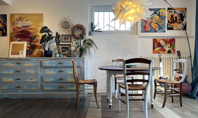 Rives House | Maison D'artiste : Votre Oasis de Calme, Cosy, Verdure et Terrasse Privative