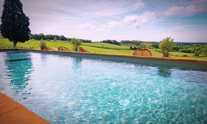 Larroque House | Maison de Caractère au Cœur du Vignoble Gaillacois