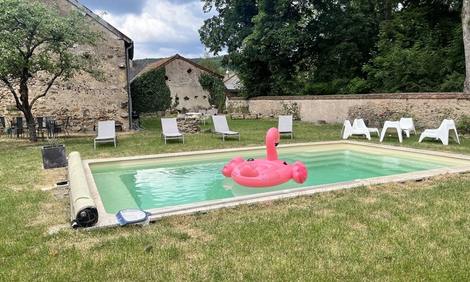 Lucenay-l'Eveque House | Maison de Charme Avec Piscine Dans le Parc du Morvan