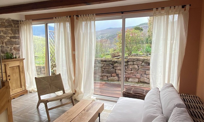 Itterswiller House | Maison de Charme Avec Jardin et vue Panoramique Le 110 Gite Chez le Vigneron