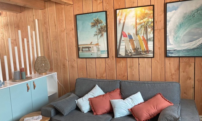 Noirmoutier-en-l'Ile House | Maison de Pêcheur Rénovée, vue mer à 20 Mètres de la Plage du Vieil Noirmoutier