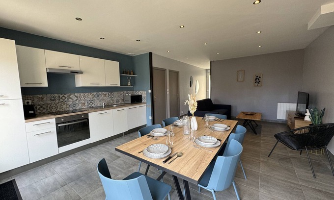 Arnage Ski Chalet | Maison des tourelles - 6pers - WiFi - Rêve au Ma