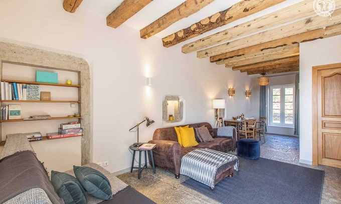 Saint-Sernin-du-Plain House | Maison du Mont Rome - Saint Sernin DU Plain