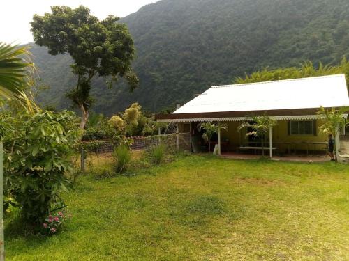 Saint-Joseph House | Maison familiale à Saint-Joseph avec jardin