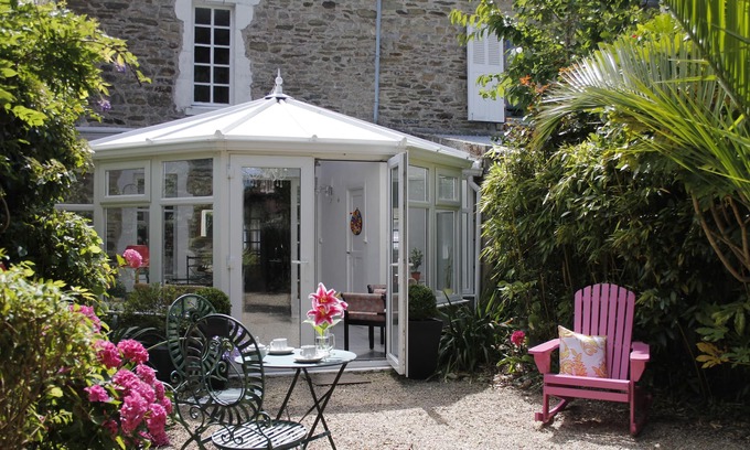Saint-Vaast-la-Hougue House | Maison in the Cotentin with exotic garden, very close from the sea.