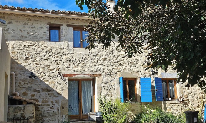 Saint-Gervais Bed & Breakfast | Maison,jardin,piscine, en Pleine Nature Pour 4 Pers, Tout Confort