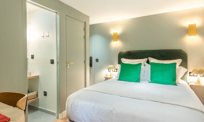 15th Arrondissement Apartment | Maison Letellier - Charming Studio - Eiffel Tower