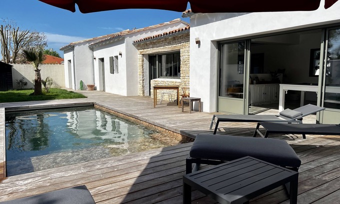 Dompierre-sur-Mer House | Maison Spacieuse Avec Piscine et Spa à 5 Minutes de La Rochelle