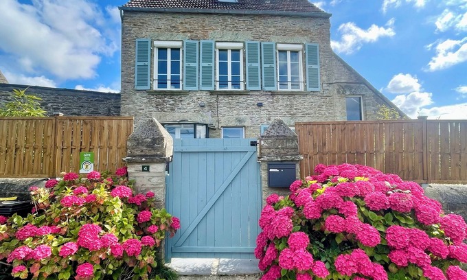 Urville-Nacqueville House | Maison Typique Proche de la mer Avec Jardin Clos, Animaux Acceptés !