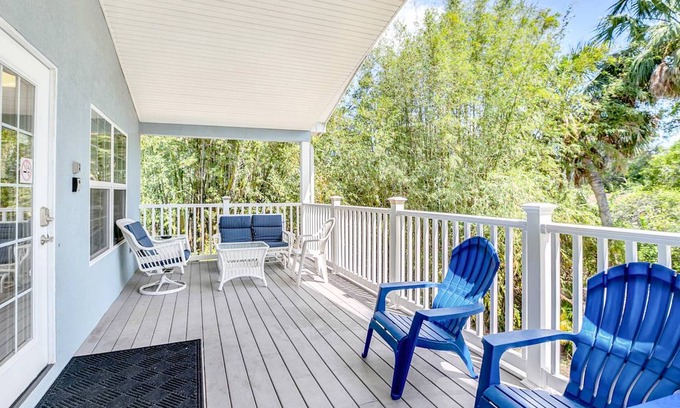 Tarpon Springs House | Maisonette ∙ 8 bedrooms ∙ 22 guests