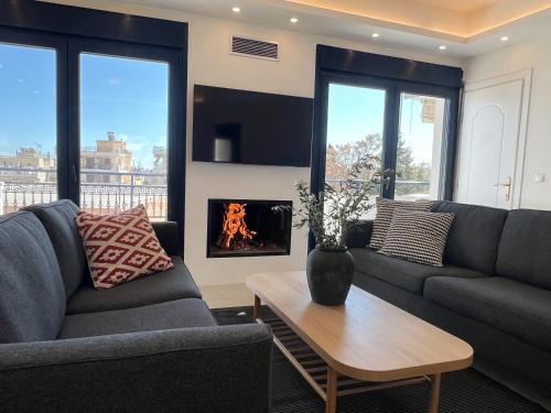 Kavala Apartment | Maisonette with Stunning Terrace & Private Garage - By Solstad