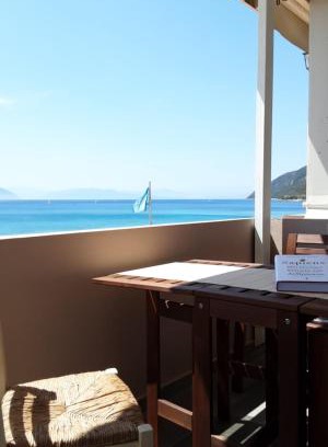Vassiliki Apartment | Maistros Seafront Apartment