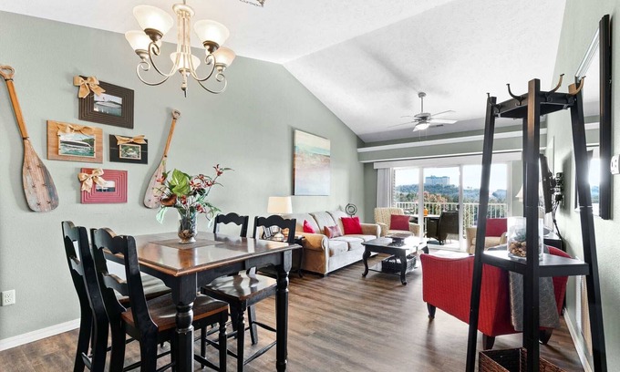 Table Rock Condo | Majestic Condo on Table Rock Lake - Views for Miles! Closest complex to the lake and Branson!