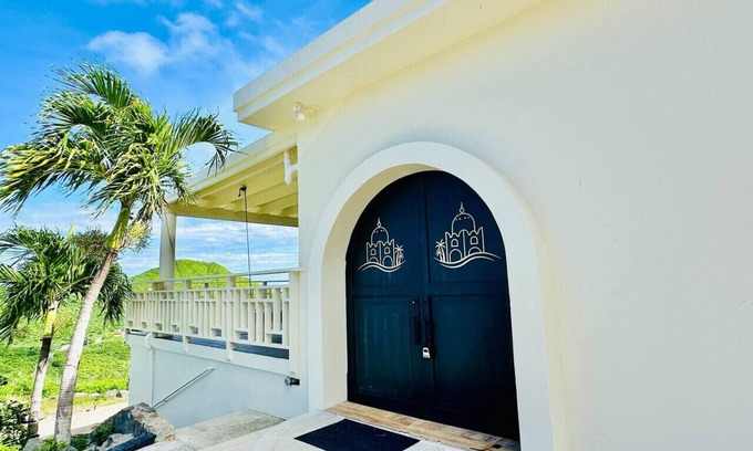 Slob House | Majesty`s Manor @ Castle St. Croix