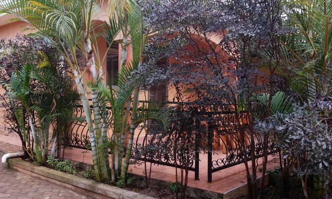 Mityana Hotel | Makan Hill Resort Hotel