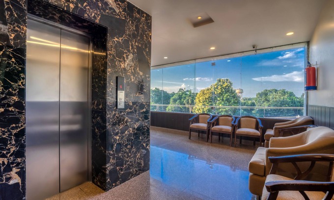 Gorakhpur Hotel | Manas Continental