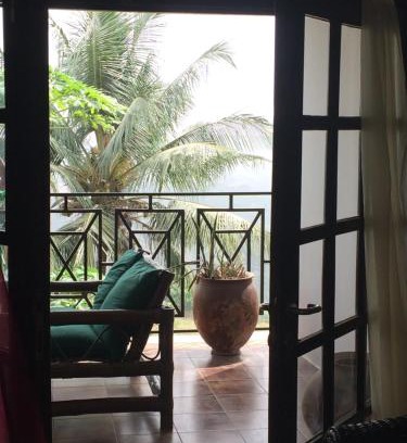 Aburi Apartment | Mango Tree