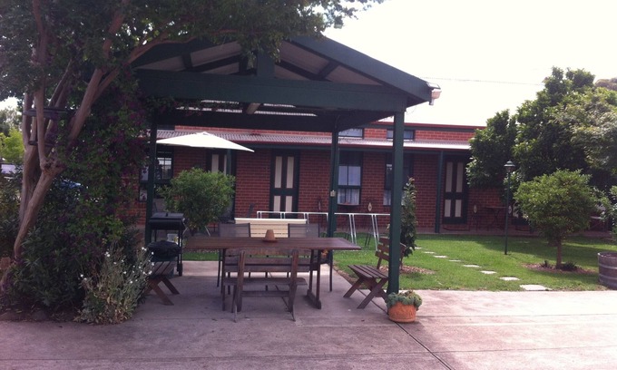 Mansfield Hotel | Mansfield Traveller's Lodge