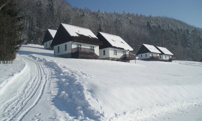 Starkov Villa | Mansion in Starkov near acitvities