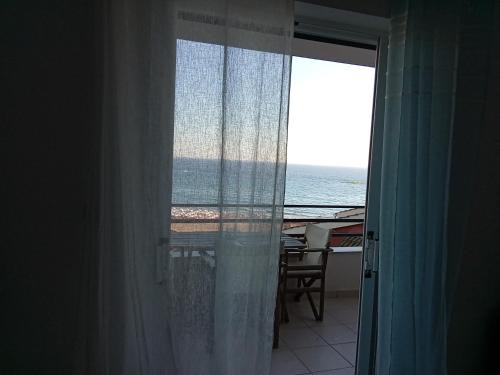 Glyfada Apartment | mara house glyfada